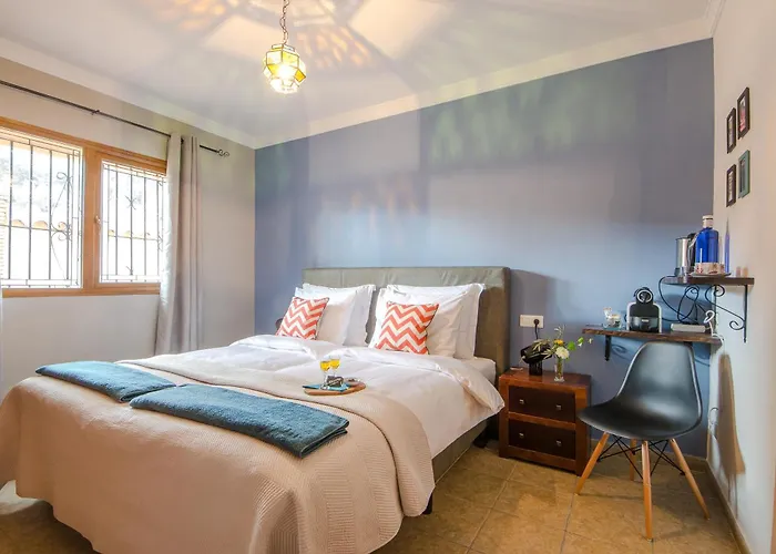 Villa Conmigo Bed & Breakfast